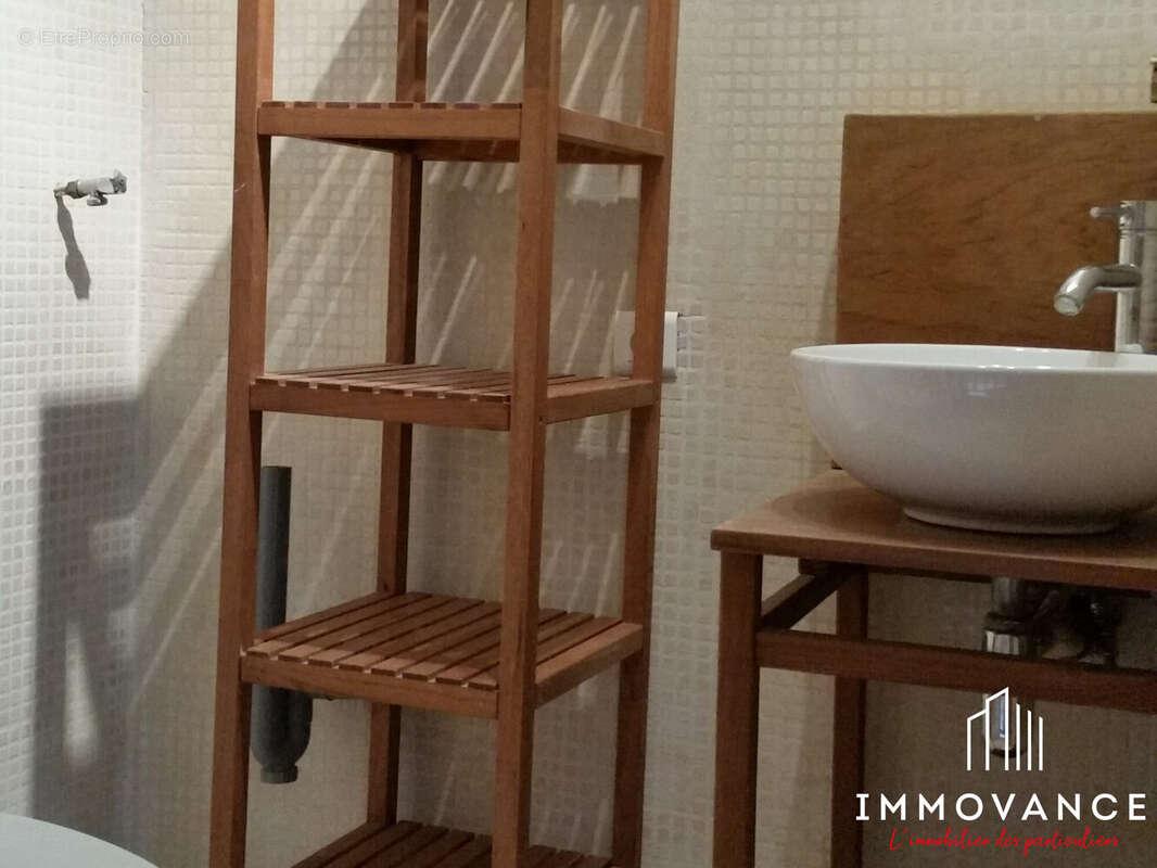 Maison à VIOLS-LE-FORT