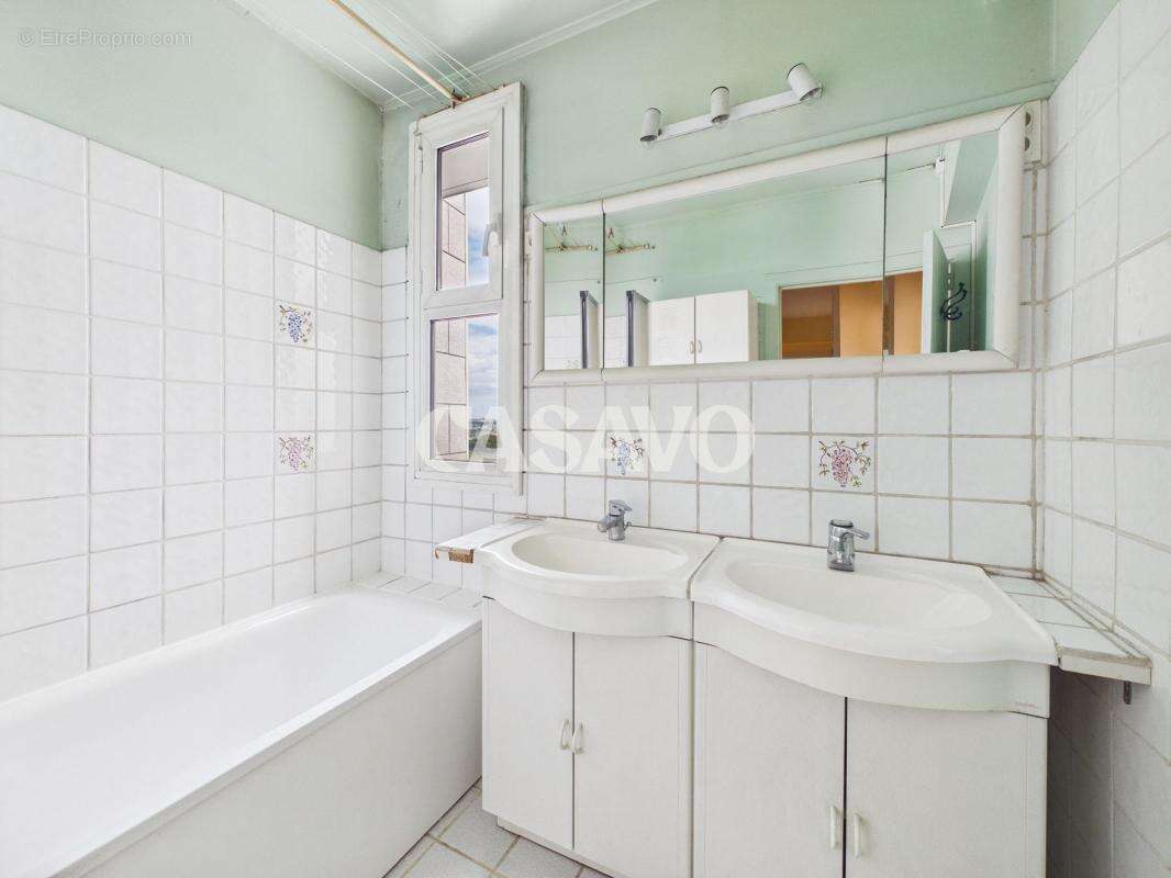 Vente Appartement 4 pièces de 75m² - 92210 Saint-Cloud - photo 19