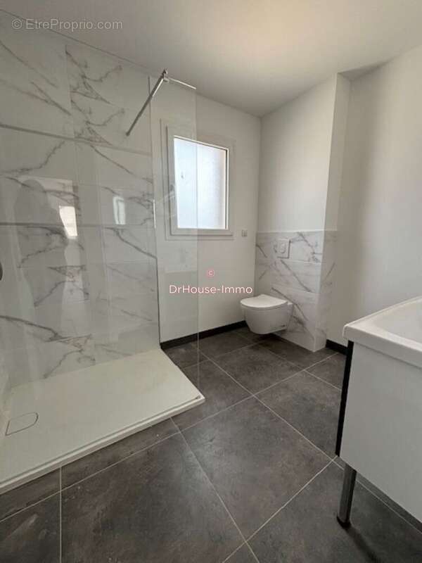 Maison à HUBERT-FOLIE