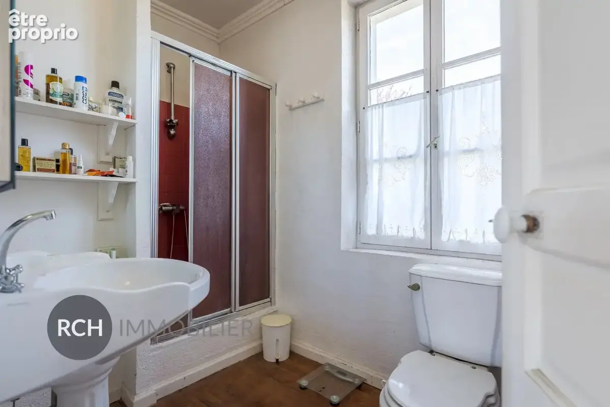 A proximité d'Orgerus - Maison bourgeoise en coeur de village - photo 14