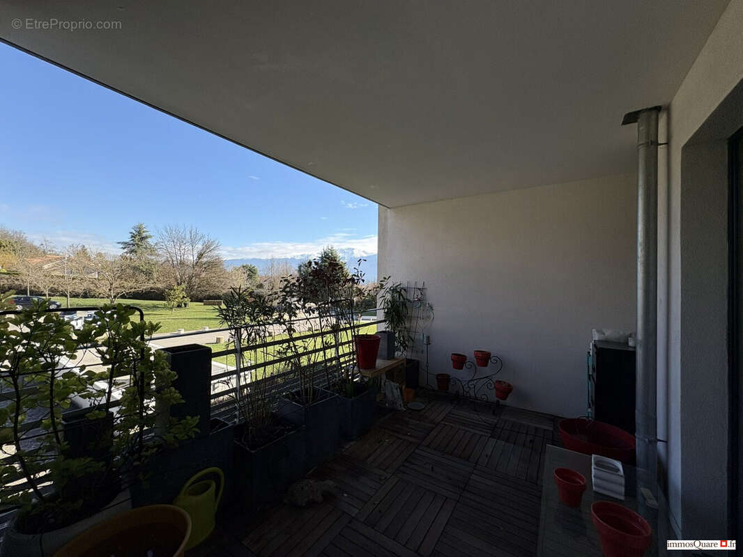 Appartement à MEYLAN