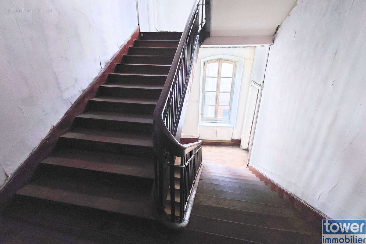 Maison à VILLEFRANCHE-DE-ROUERGUE