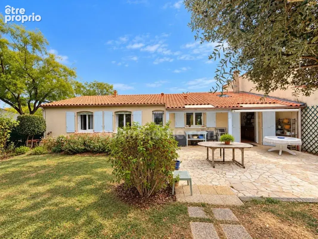 Maison de plain-pied – 114 m² – 3 chambres – quartier beauregard - rochelle (17) - photo 1