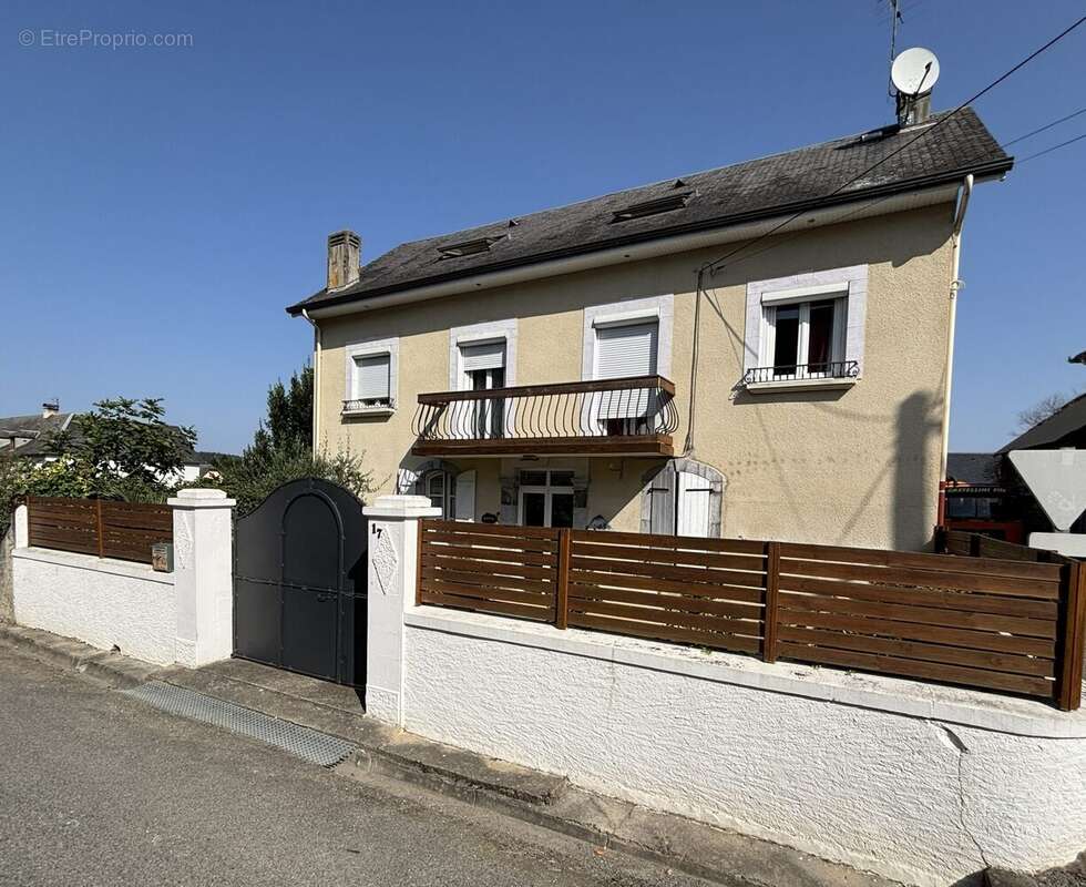 Maison 149 m² à Ordizan  - photo 2
