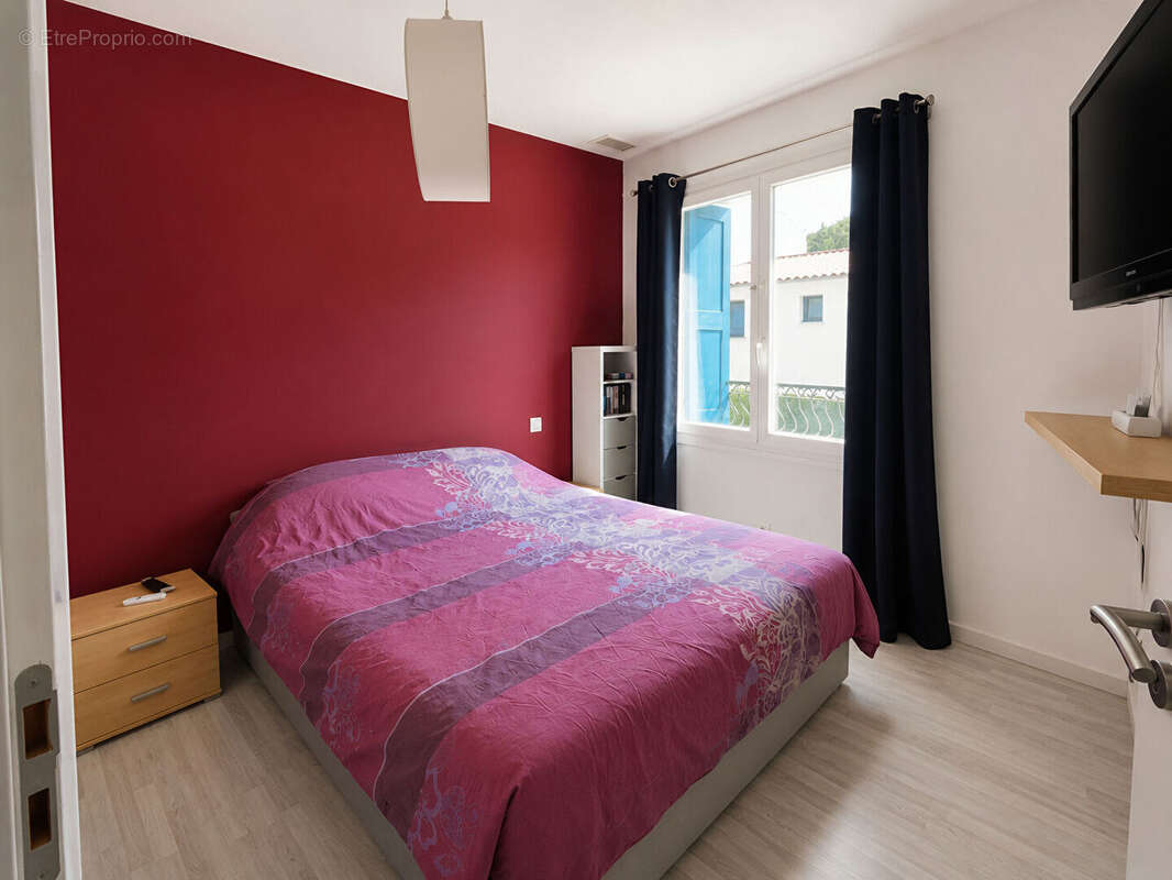 PORTEL Maison 5 pièces avec local - photo 3