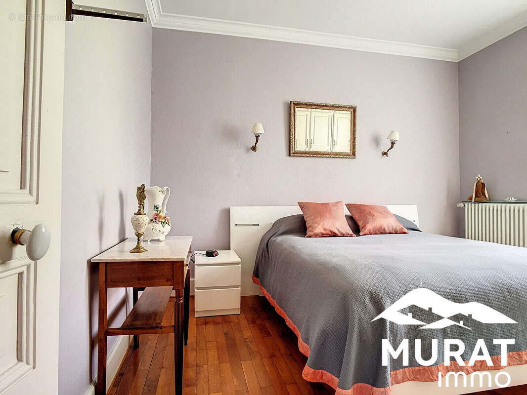 Maison à SAINT-REMY-SUR-DUROLLE