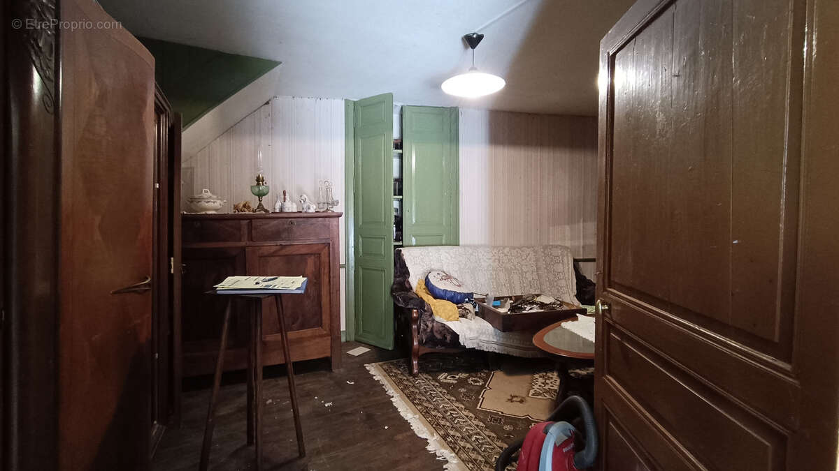 Maison à CHERVEIX-CUBAS