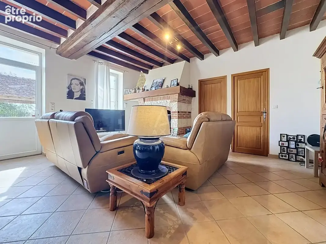 Longère de charme rénovée  124 m² habitables  5 746 m² de terrain  dépendances et hangar - photo 6