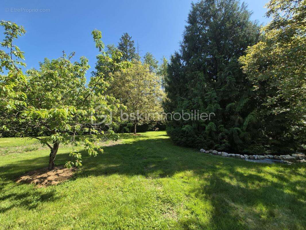 Maison à SAINT-MARTIN-SUR-OCRE