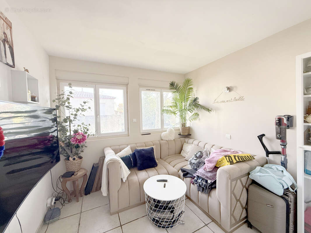 Appartement à LUNEL