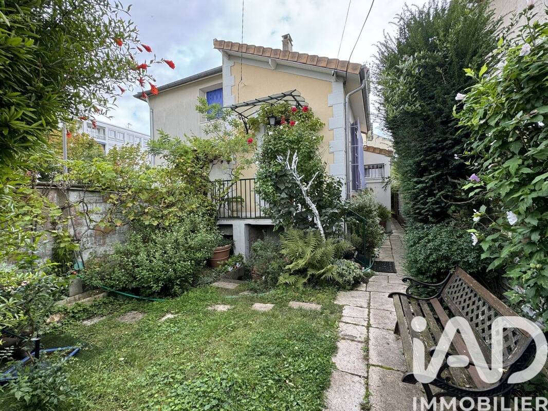 Photo 1 - Maison à RUEIL-MALMAISON