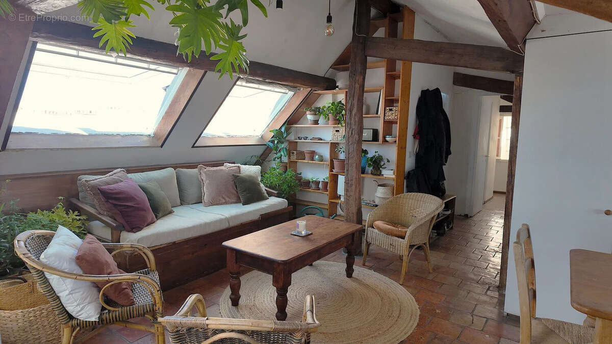Appartement à PARIS-2E