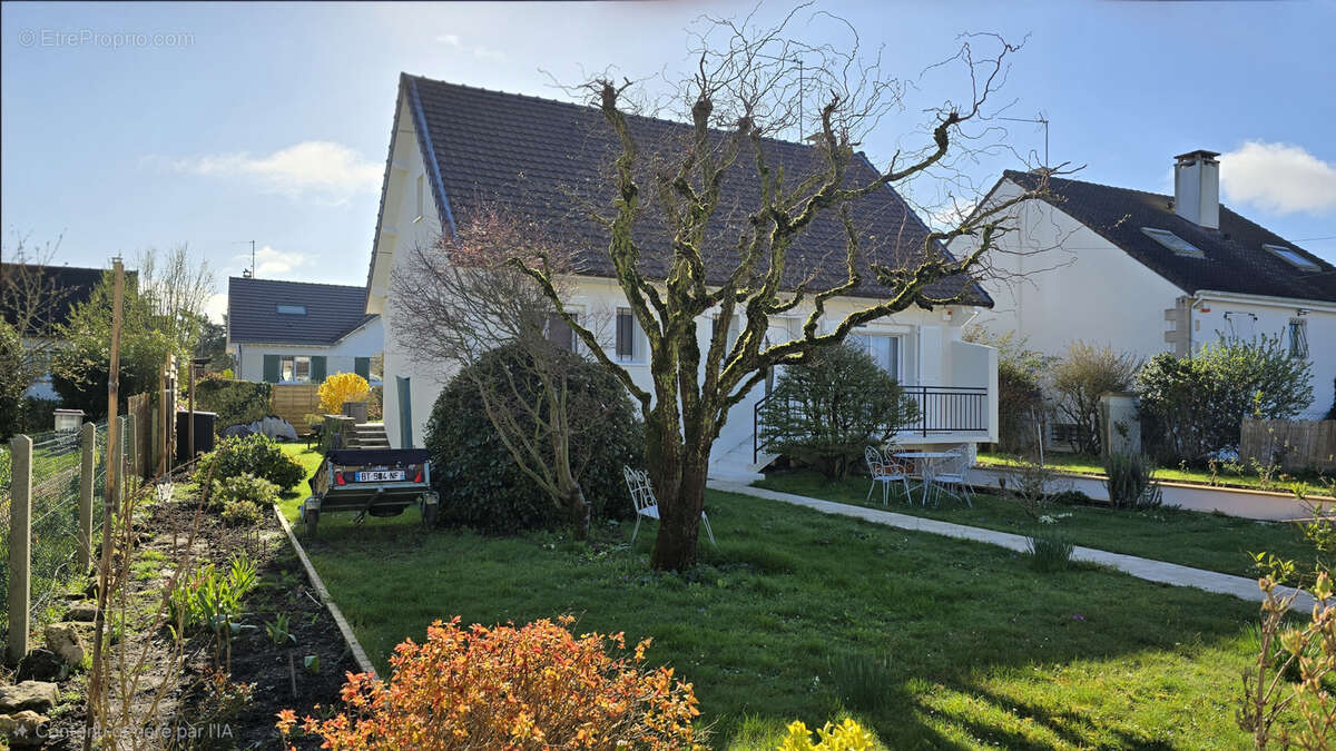 Maison à LIMOURS