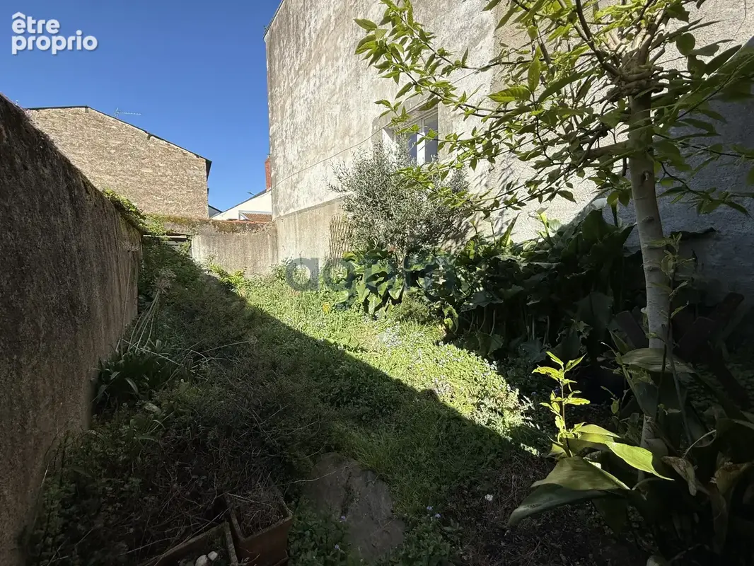 Maison de bourg, 5 chambres, garage, jardin, grande cour, terrain 315m2 - photo 23