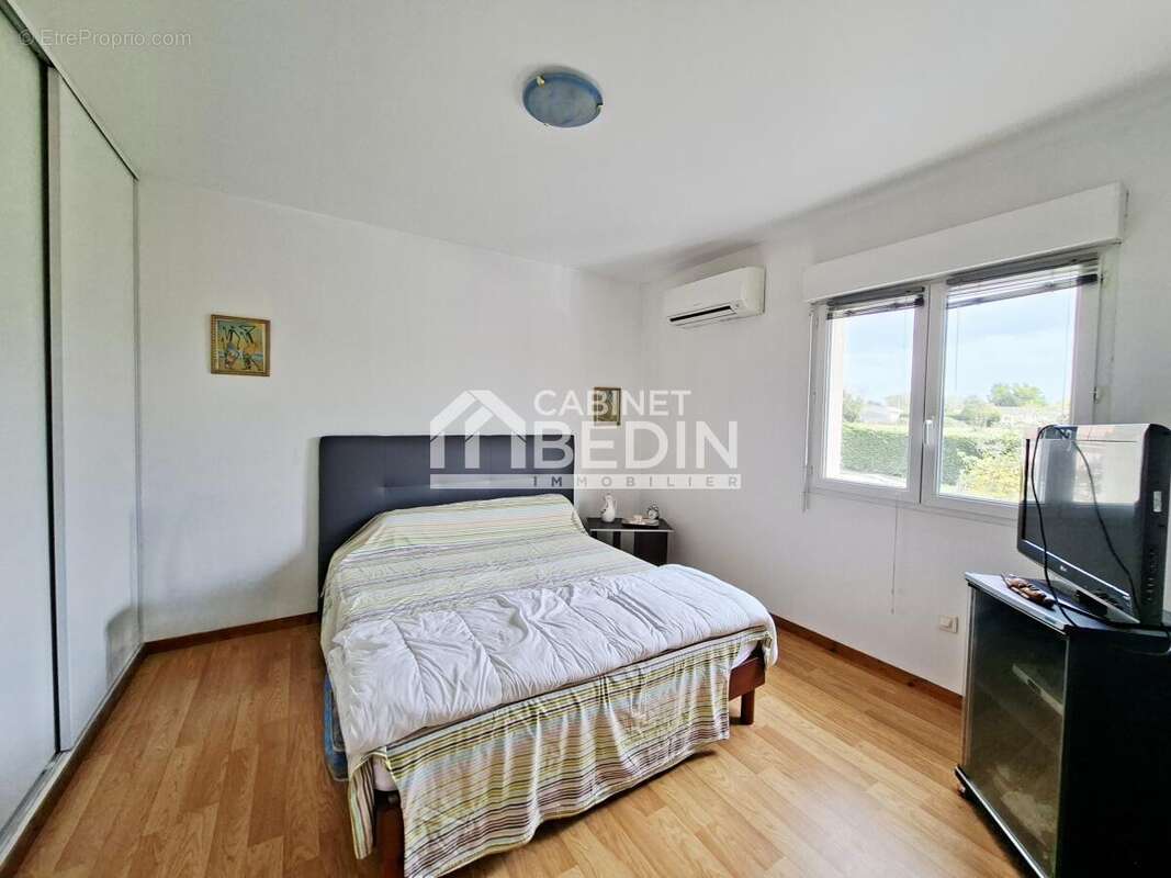 Maison à AMBARES-ET-LAGRAVE