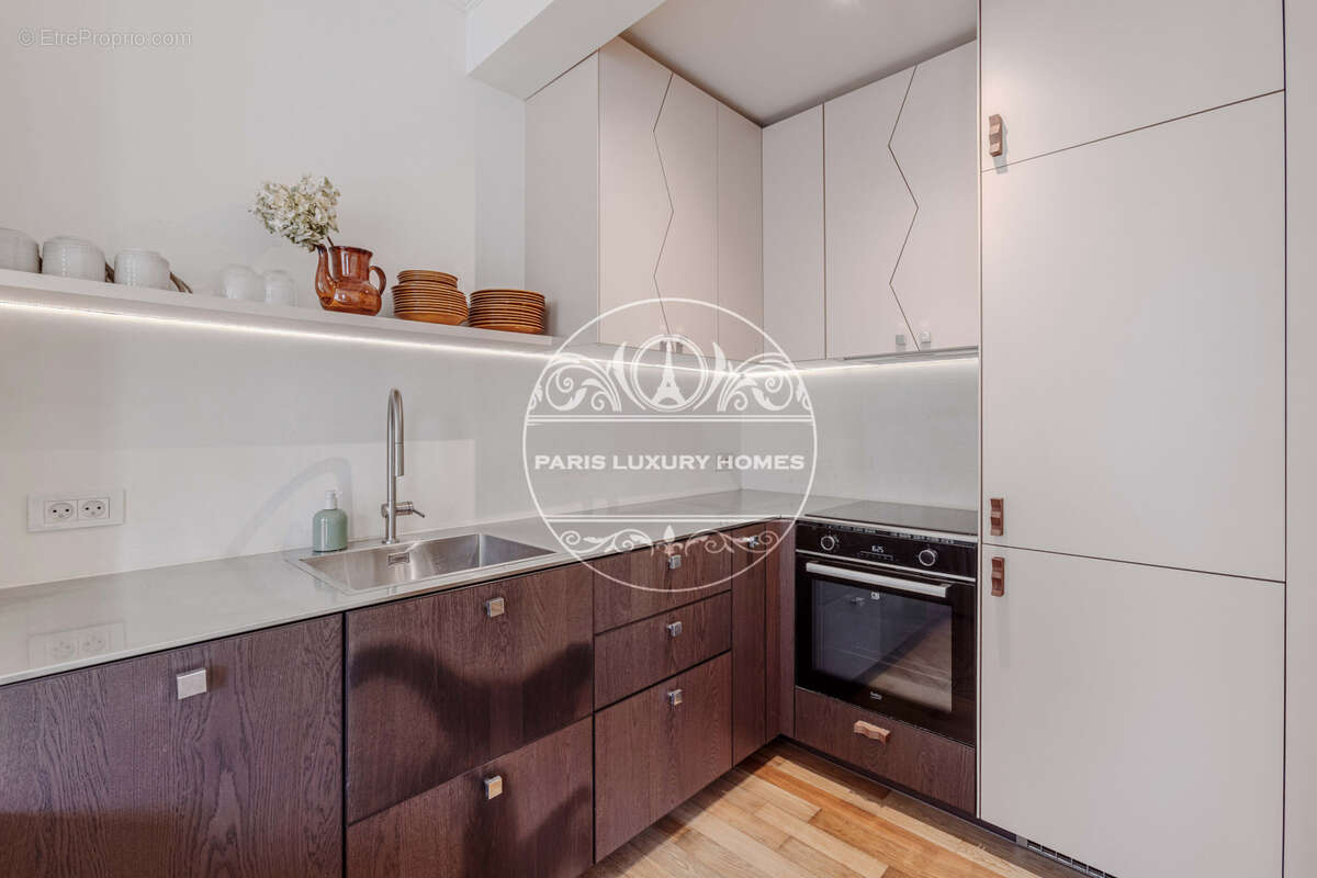 Appartement à PARIS-3E