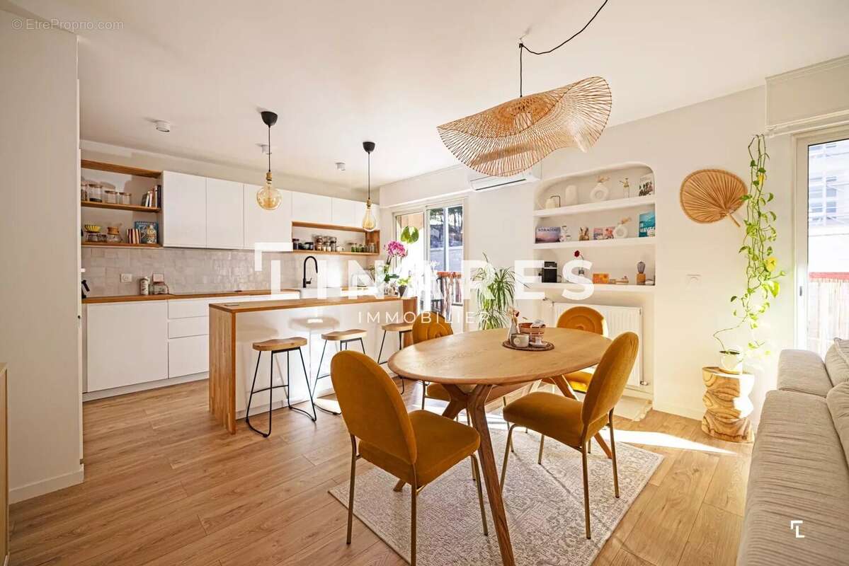 Appartement à MARSEILLE-7E