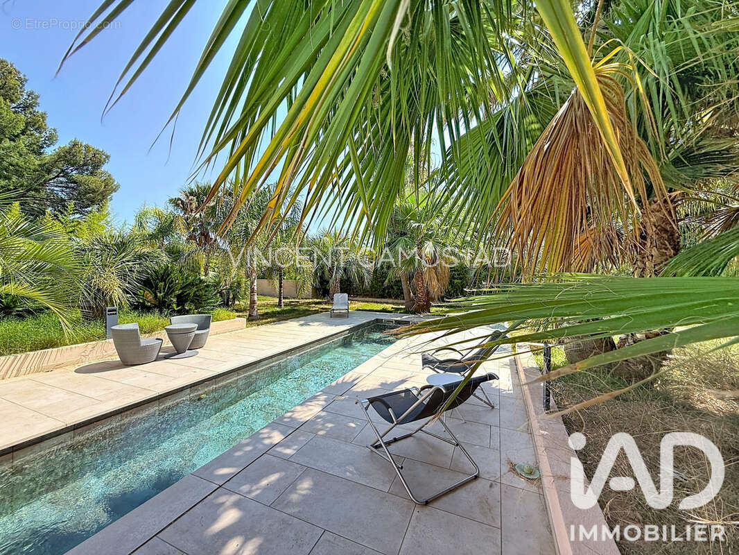 Maison 243 m² à Sanary-Sur-Mer  - photo 2