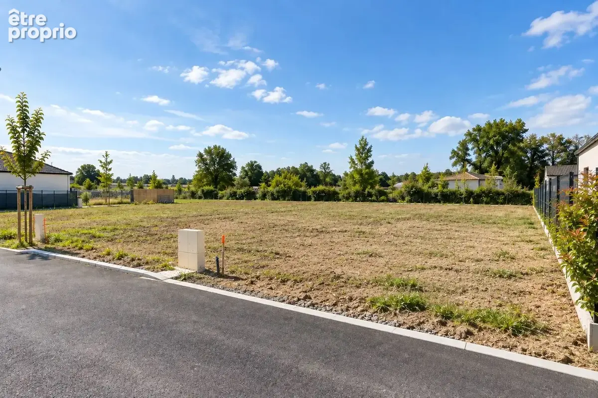 Photo Terrain à Le Cellier au prix de 95 000€