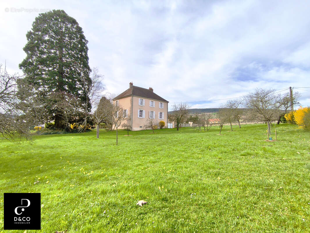 Maison à MACON