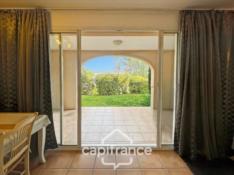 Appartement à MALLEMORT