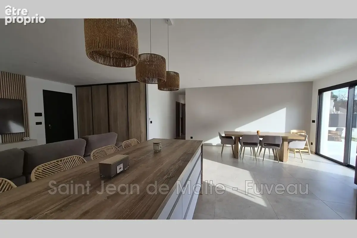 Maison 4 pièces 103 m² à vendre à Rousset (13790) - photo 4