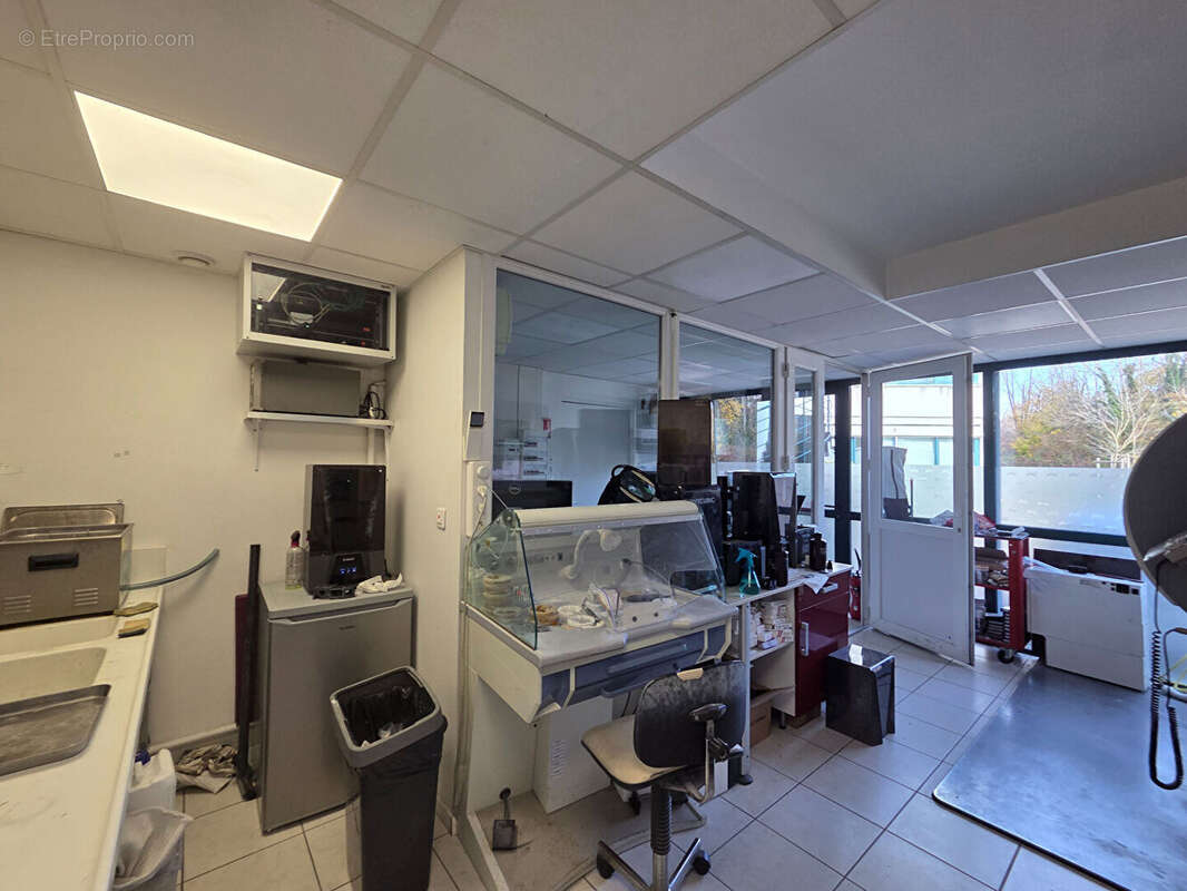 Commerce à GRESY-SUR-AIX