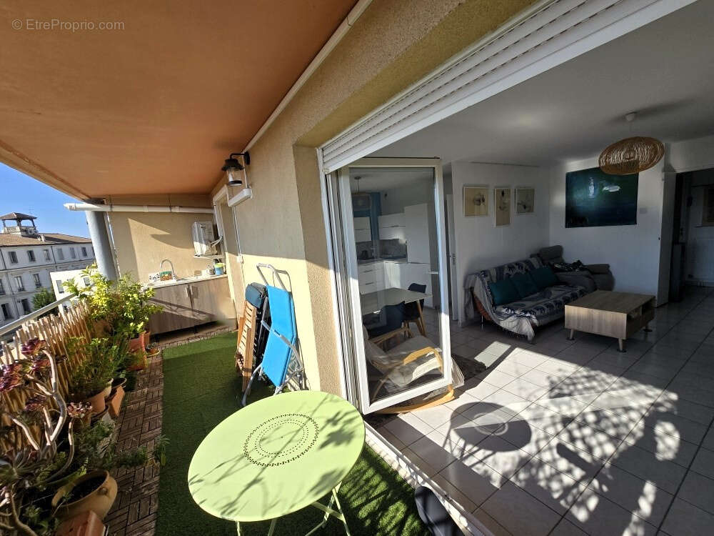 Appartement à NIMES