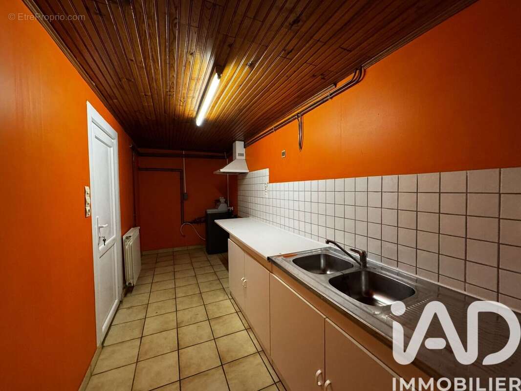 Maison 112 m² à Courpignac  - photo 5
