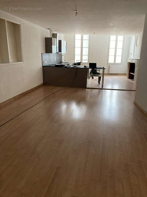 Appartement à SAINTES