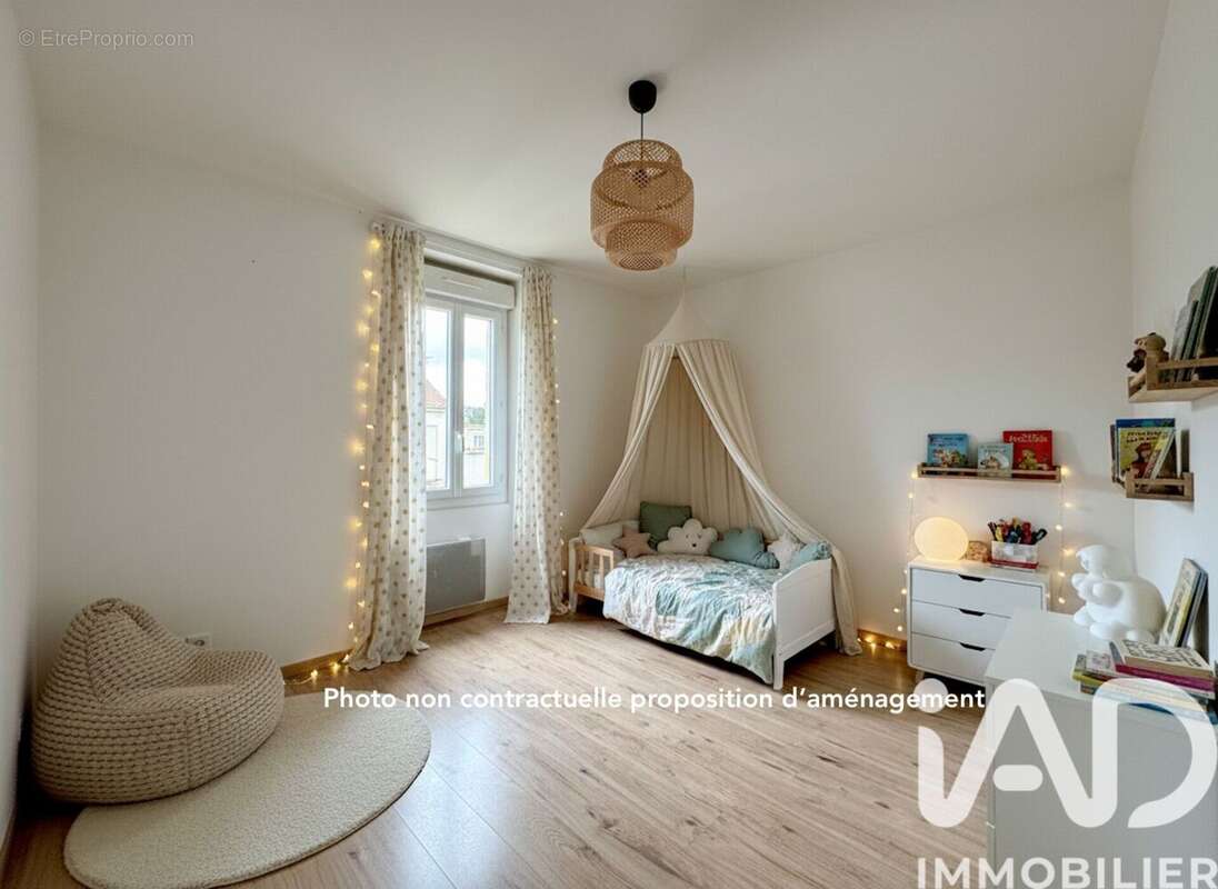 Photo 9 - Maison à SAINT-YZAN-DE-SOUDIAC