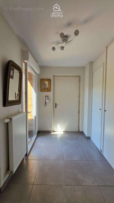 Appartement à GIERES