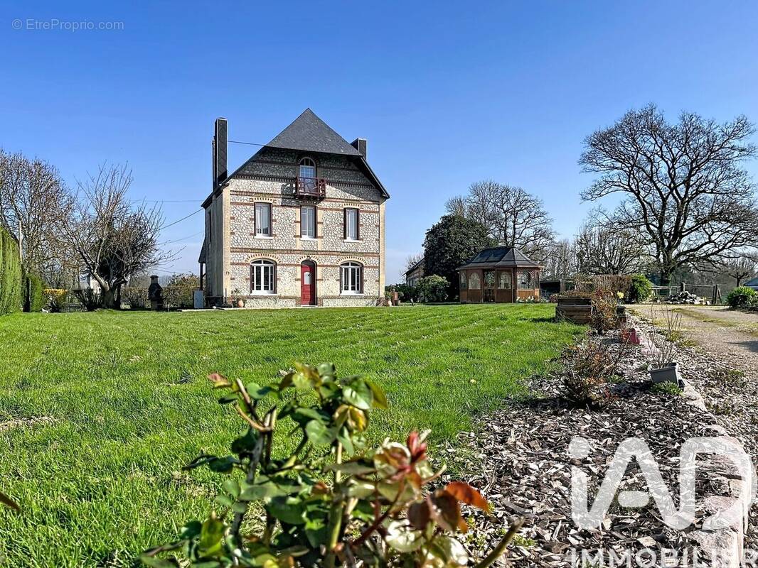 Photo 1 - Maison à TROUVILLE