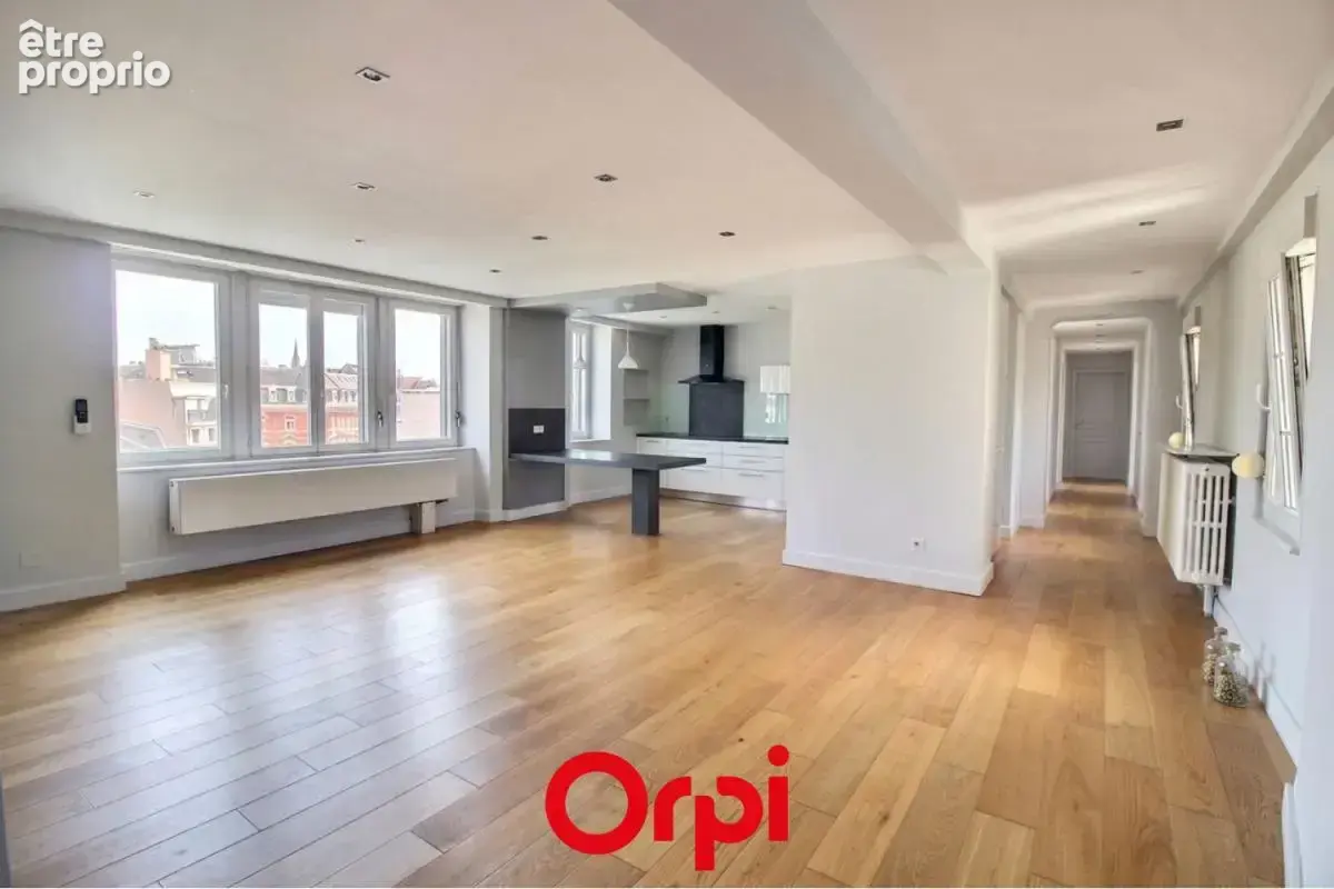 Appartement d’exception – Dernier étage – Place Golbéry, Strasbourg - photo 2