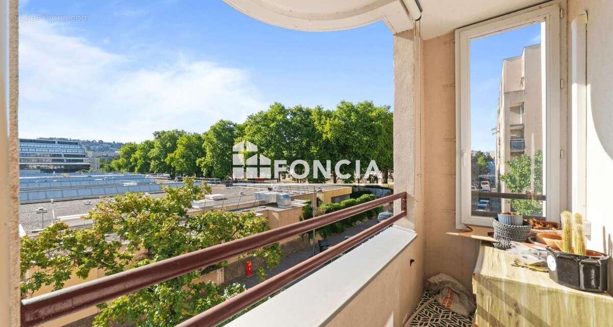Appartement à LYON-7E