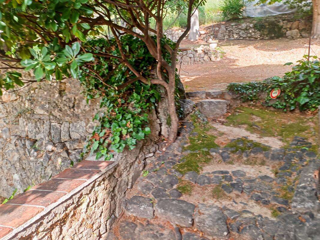 Maison à PEYMEINADE