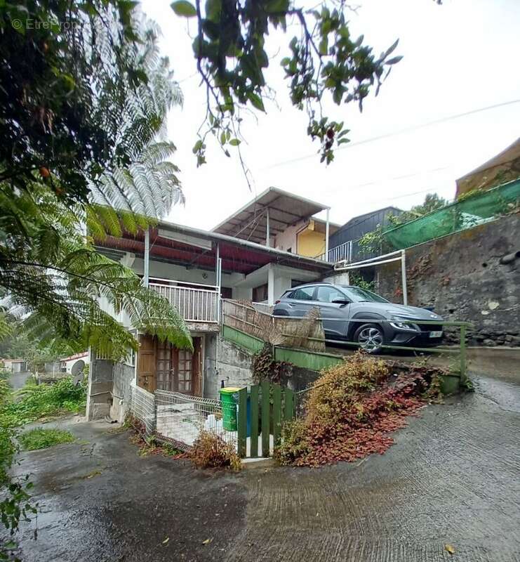 Appartement à SAINT-LEU