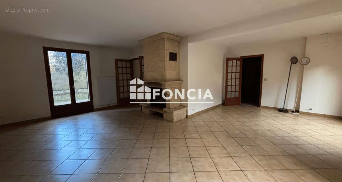 Maison à SAINT-LEU-LA-FORET