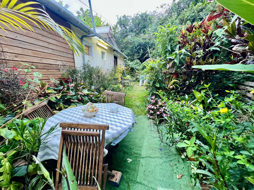 Maison à PETITE-ILE