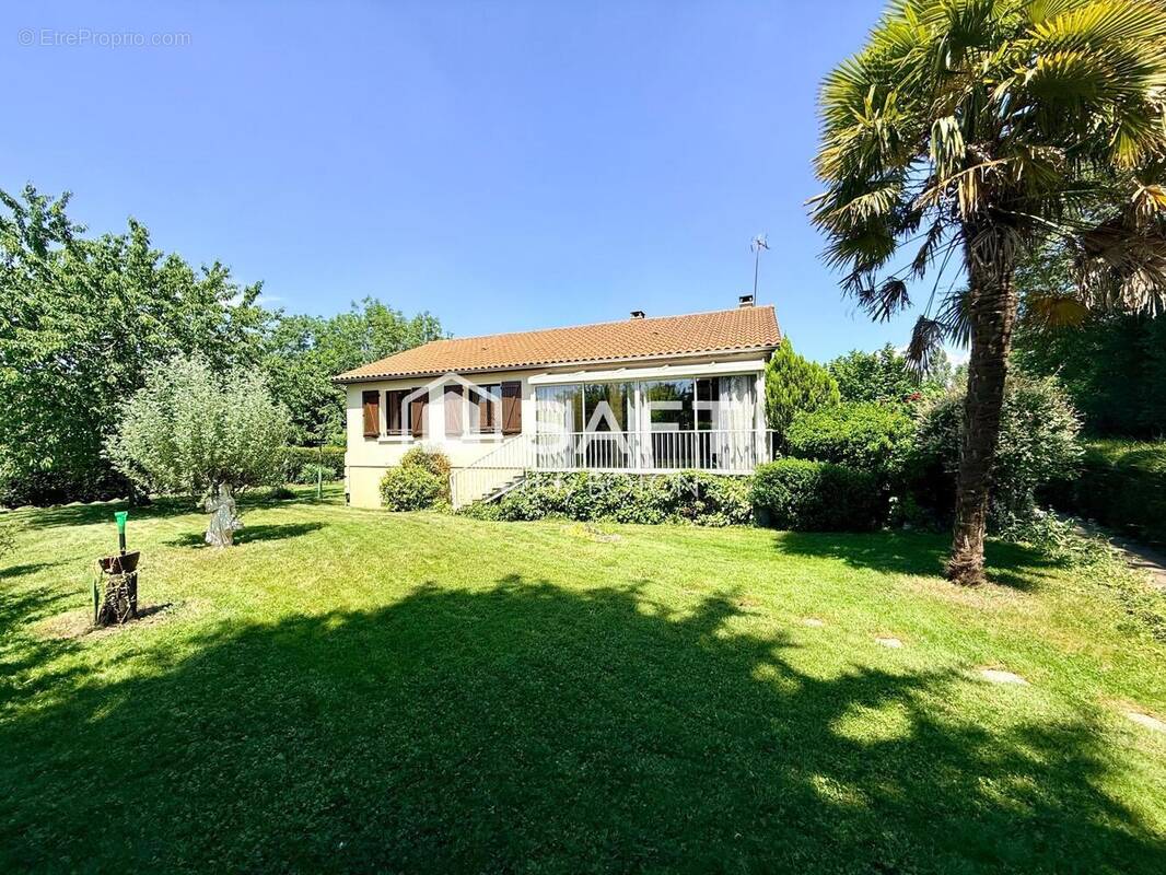 Photo 1 - Maison à SECONDIGNY