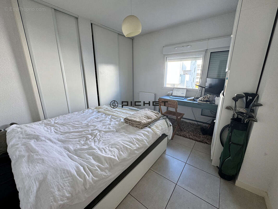 Appartement à BEGLES