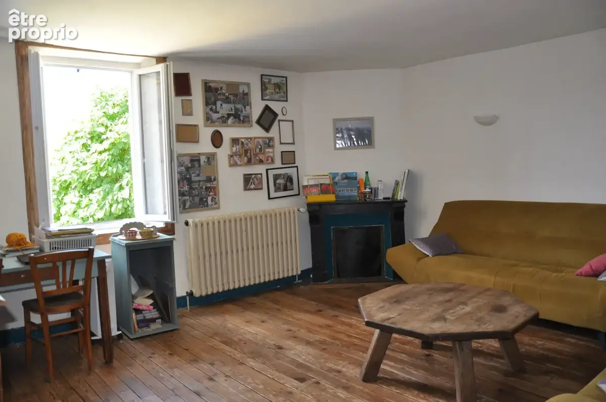 En montagne bourbonnaise, bel ensemble immobilier composé d'un commerce, d'un logement, et d'un fort potentiel - photo 8