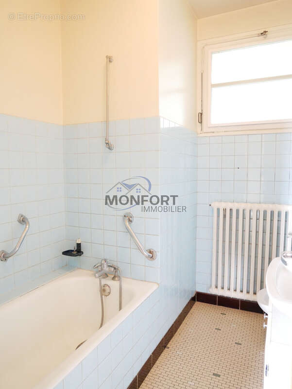 Maison 4 chambres avec jardin et dépendance - photo 11