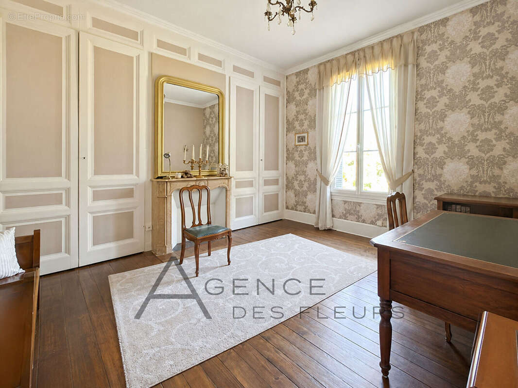 Maison La Saussaye 315 m2 - photo 8