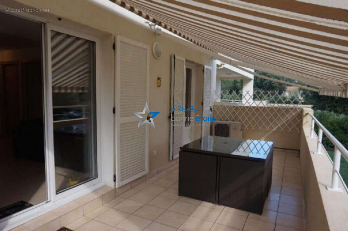 Appartement 42 m² à Santa-Lucia-Di-Moriani  - photo 2