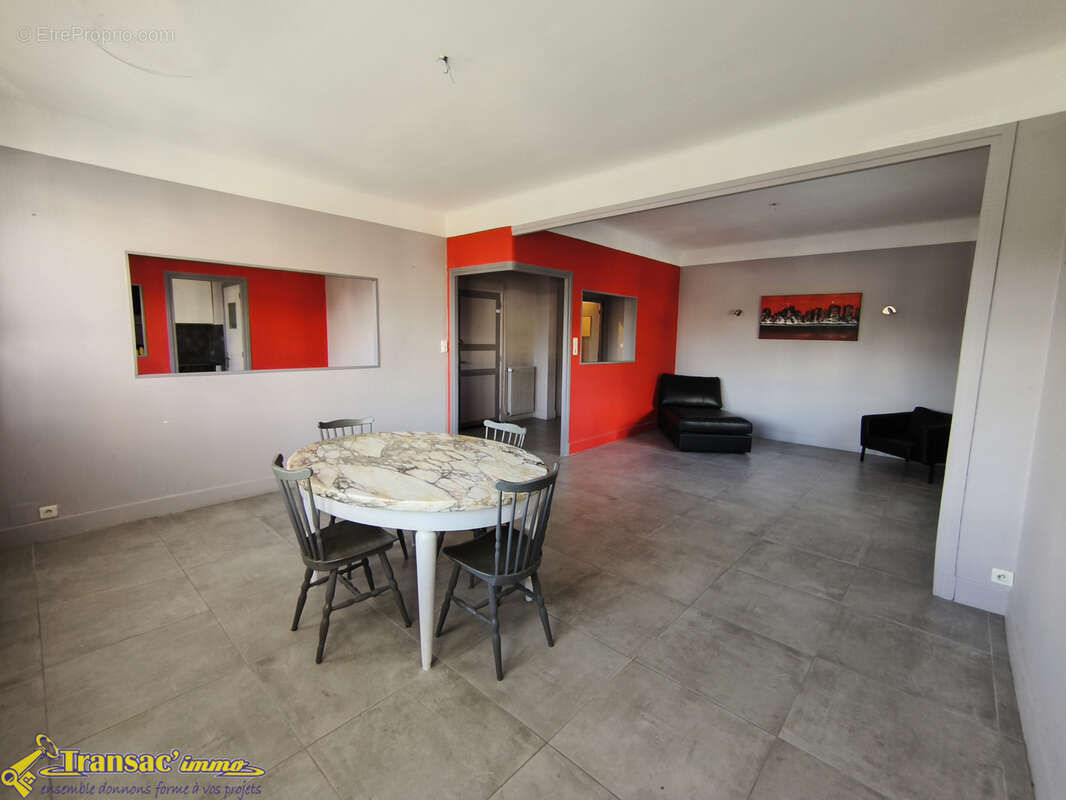 Appartement à THIERS