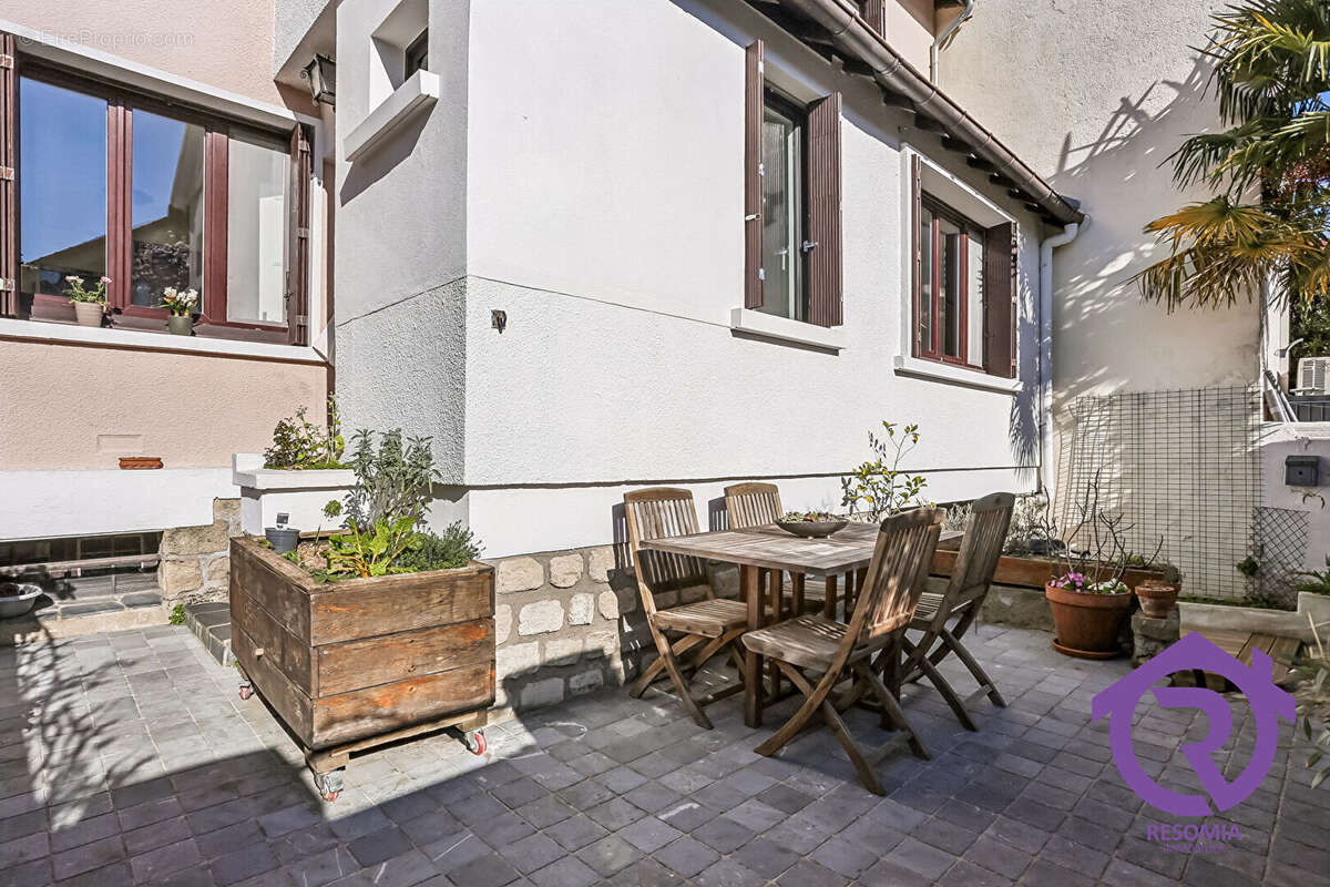 Maison à CHATILLON