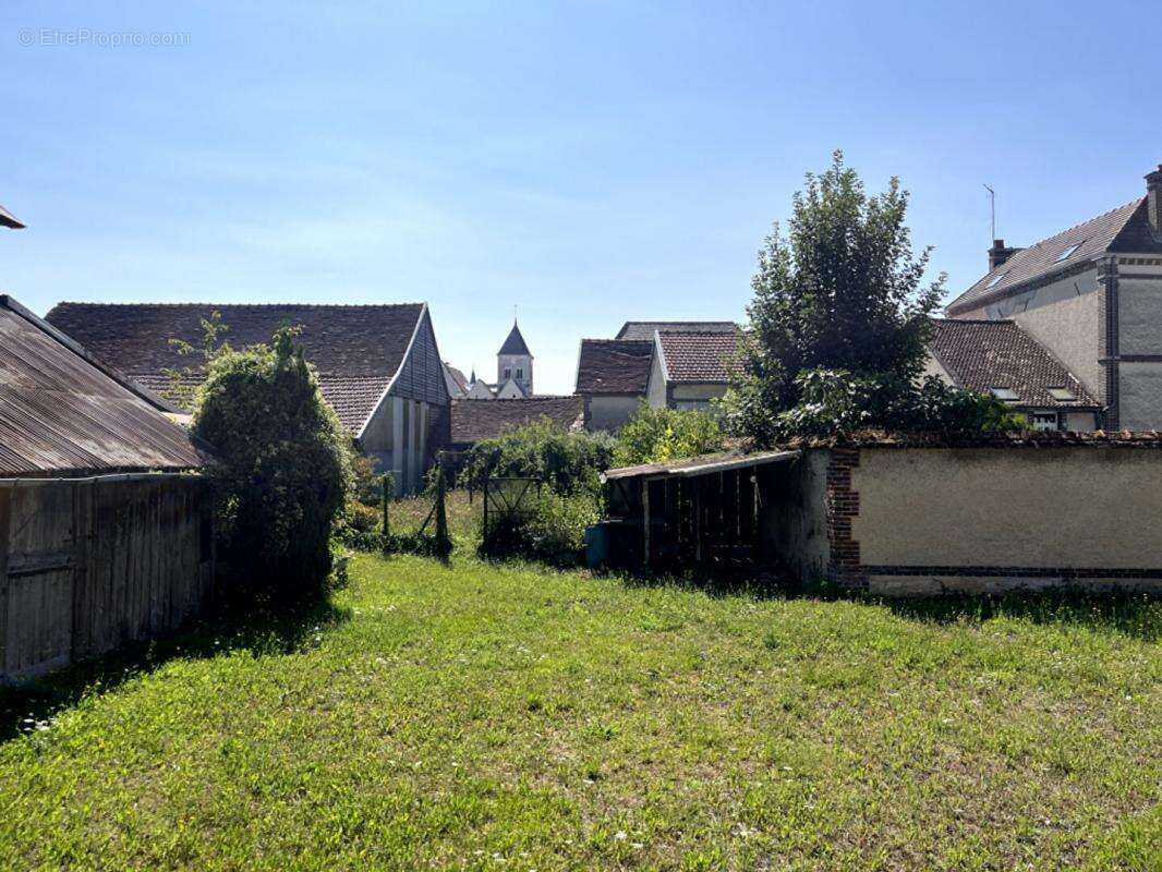 Maison à LES GRANDES-CHAPELLES