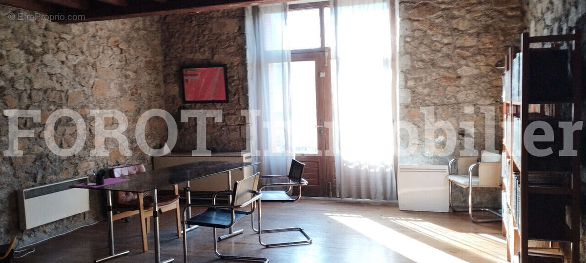 Appartement à LE CHEYLARD