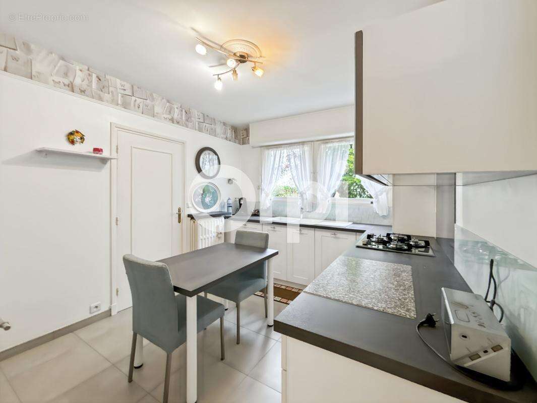 Maison à SAINT-MARTIN-BOULOGNE